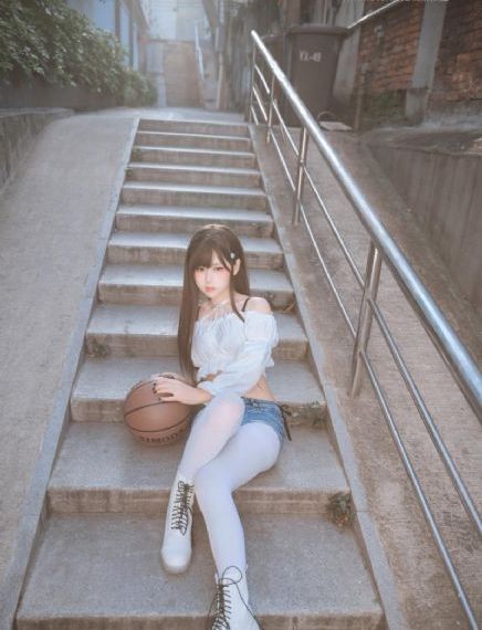 色娜娜免费视频在线_720免费观看最新