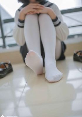 国产美女冒白浆免费视频_4K日本电影免费