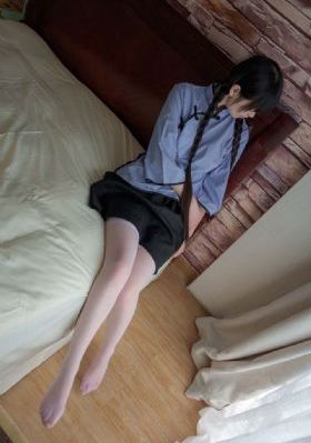 自拍14页视频一区入口_高清免费播放
