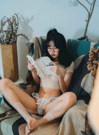 国产午夜精品理论片久久影院_超清高清免费观看
